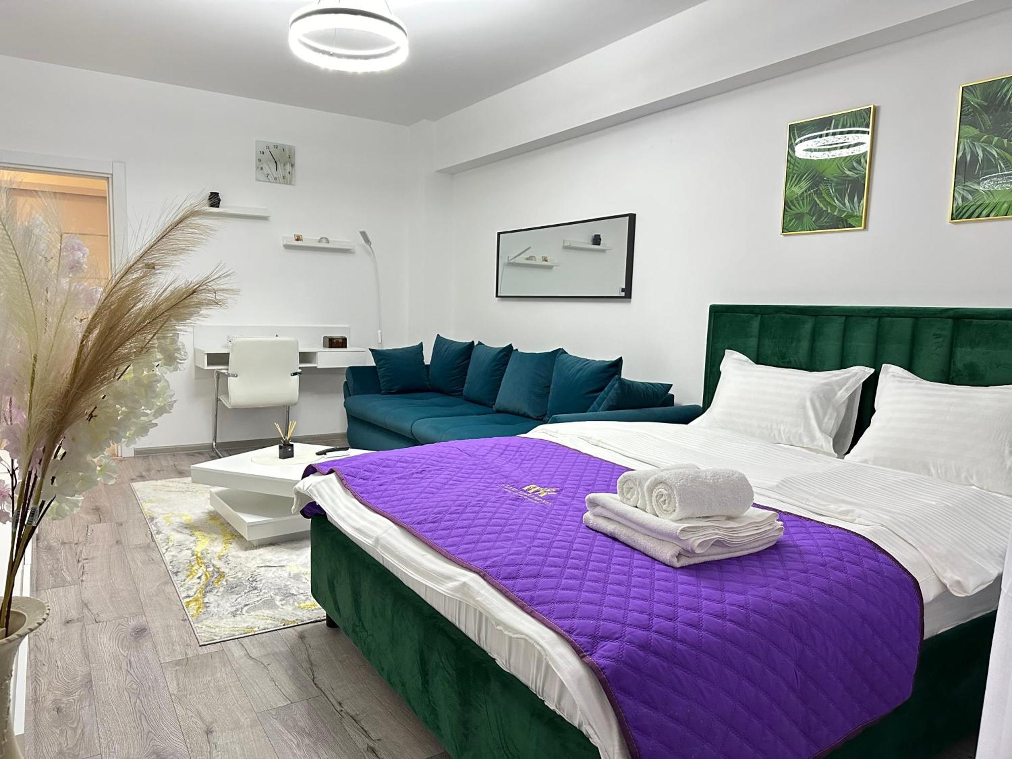 Coresi Mall Area Studios & Apartments By Glam Braşov Exterior foto